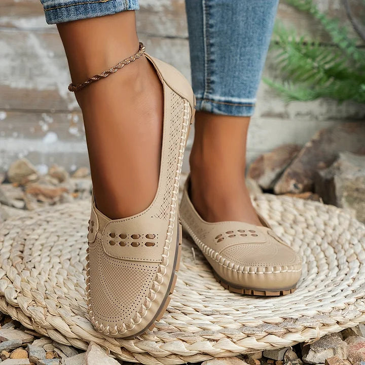 Amelia – Elegant Loafers with Sculpted Arch Support