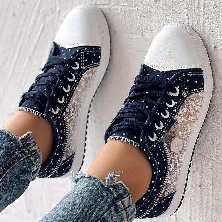 Zoe – Relaxed Sneakers with Wide Toe Box and Arch Support