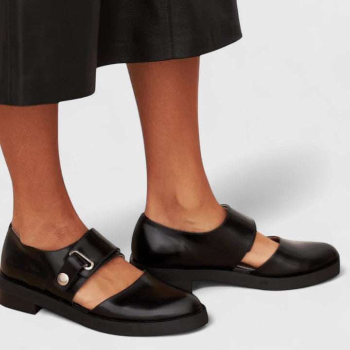 Rose – Mary Jane Flats with Buckle Strap