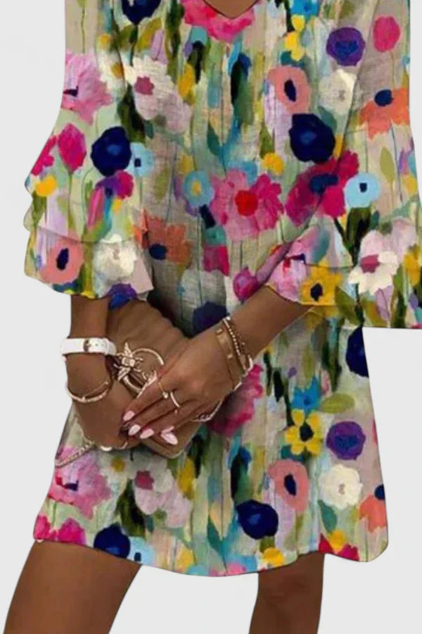 Rachel – V-Neck Floral Midi Dress
