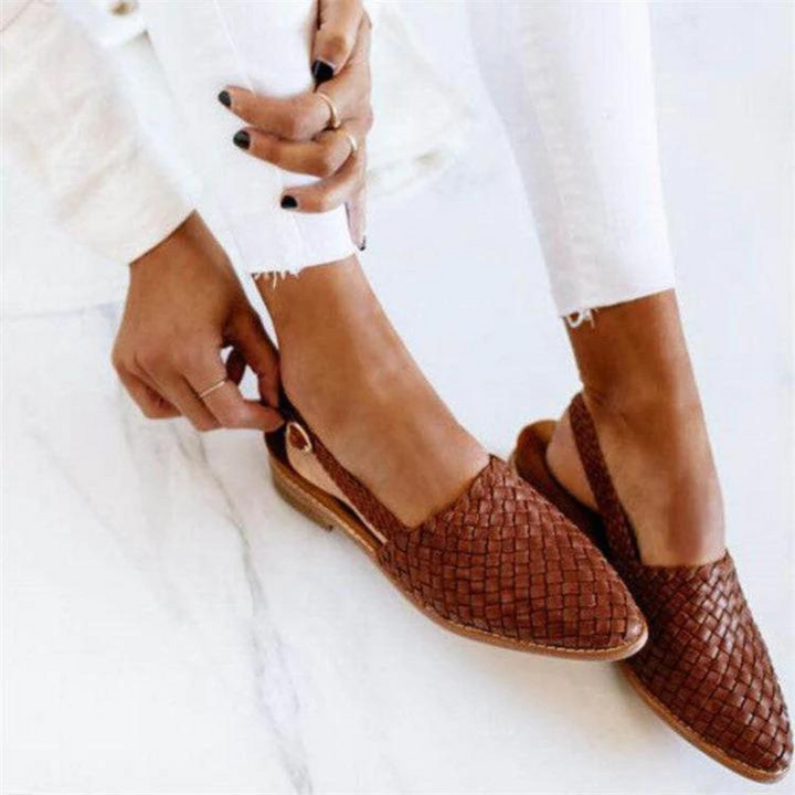 Elizabeth – Chic Woven Ballet Flats