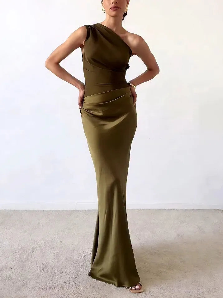 Sara – Pleated One-Shoulder Maxi Dress for Timeless Elegance