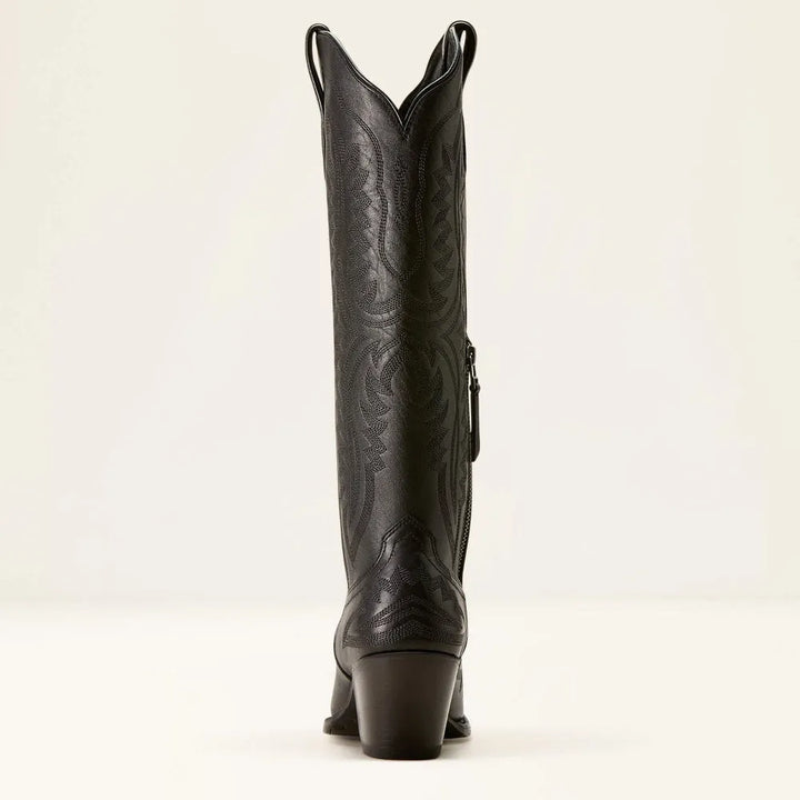 Bottes cowboy femme brodées. Bout pointu, talon cubain, tirette latérale.