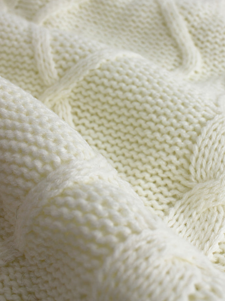 Gwendolen – Cable-Stitch V-Neck Sweater Vest for Women