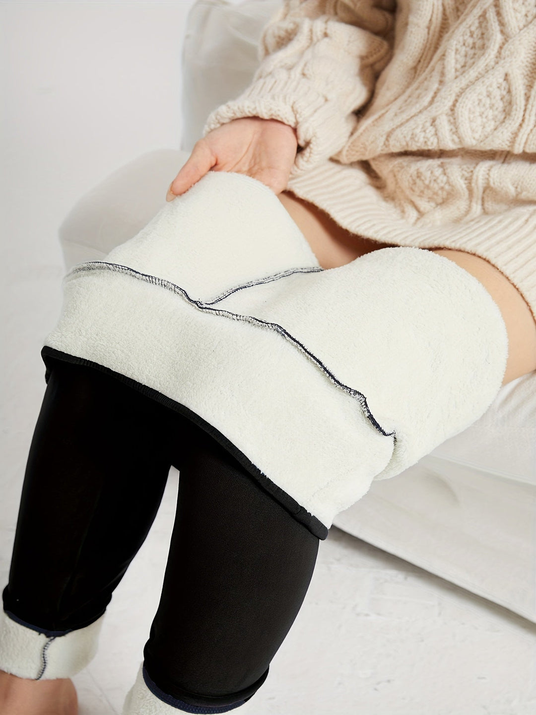 Nerissa – Brushed Plush-Lined Leggings for Women