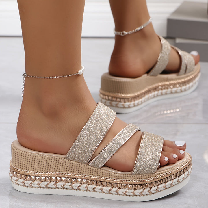 Avery – Elegant Sandals with Metallic Glitter Straps