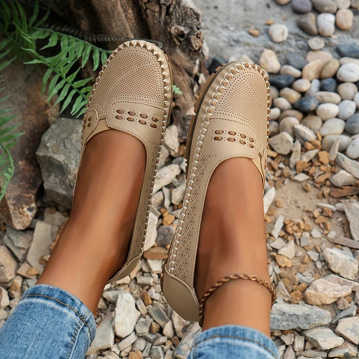 Amelia – Elegant Loafers with Sculpted Arch Support