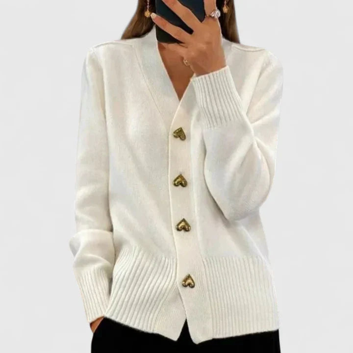 Jayne – V-Neck Cardigan with Heart-Shaped Buttons