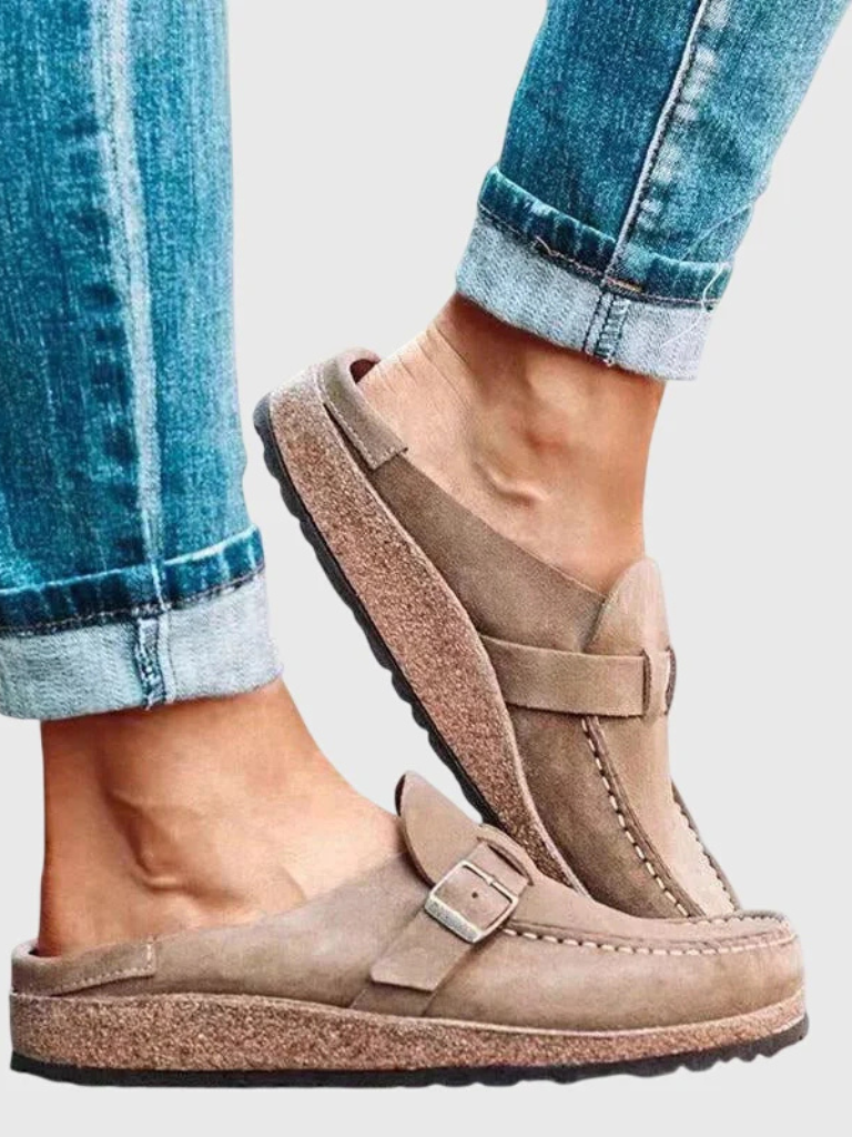 Shirley – Slip-On Clogs for Effortless Everyday Style