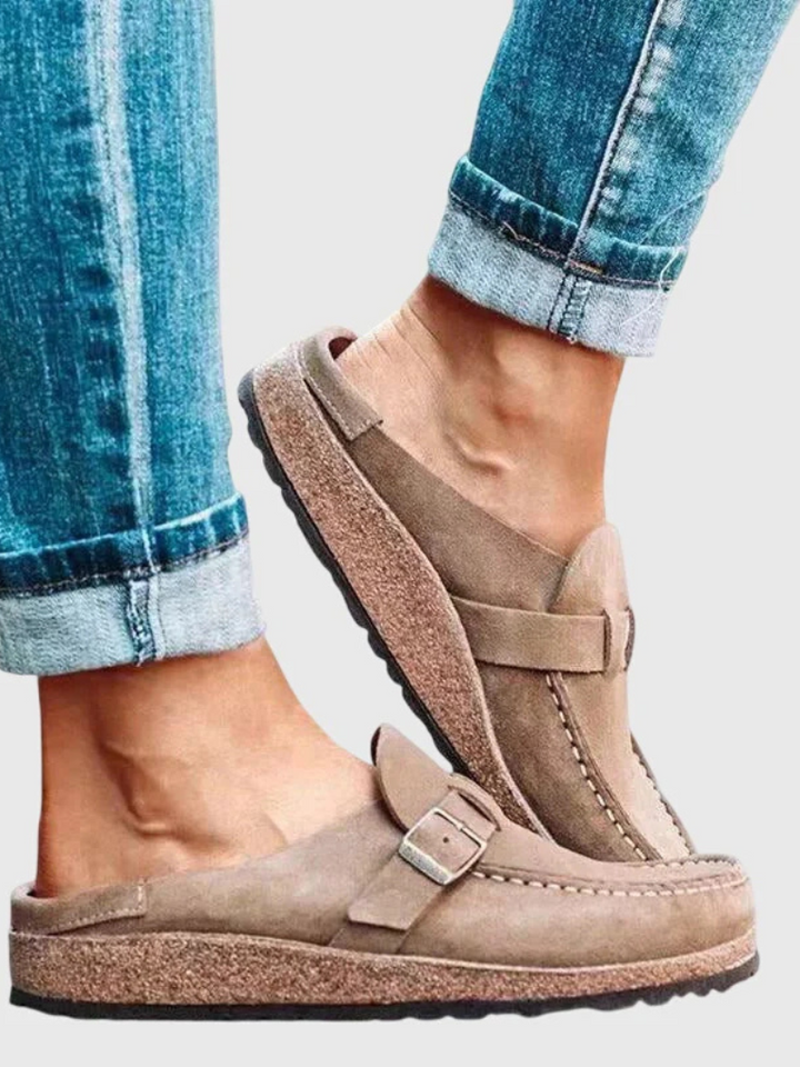 Shirley – Slip-On Clogs for Effortless Everyday Style