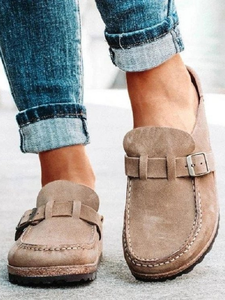 Shirley – Slip-On Clogs for Effortless Everyday Style