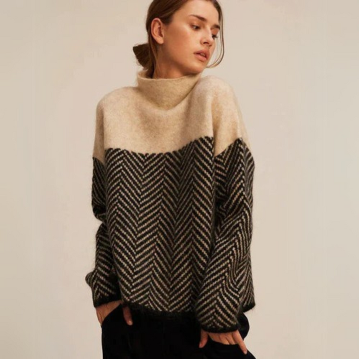 Dakota – Oversized Chevron Turtleneck Sweater