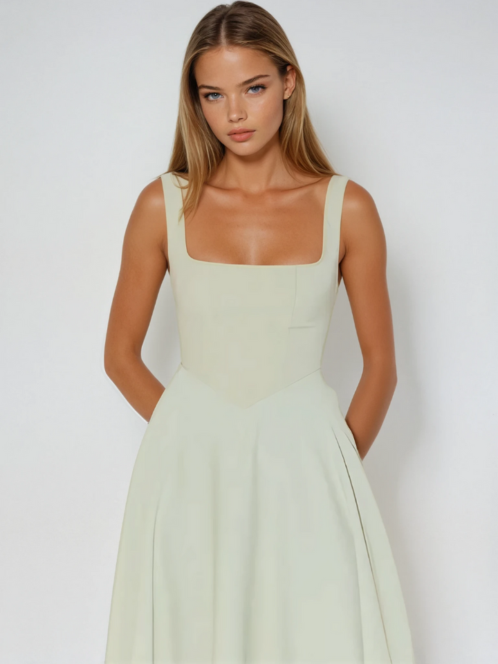 NOUVEAU RICHE Elegantes A Linien Kleid Für Stilvolle Sommer Anlässe