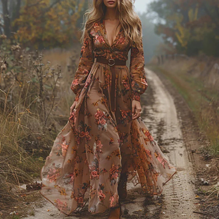 Scarlett - Elegant Pleated Maxi Dress with Floral Print