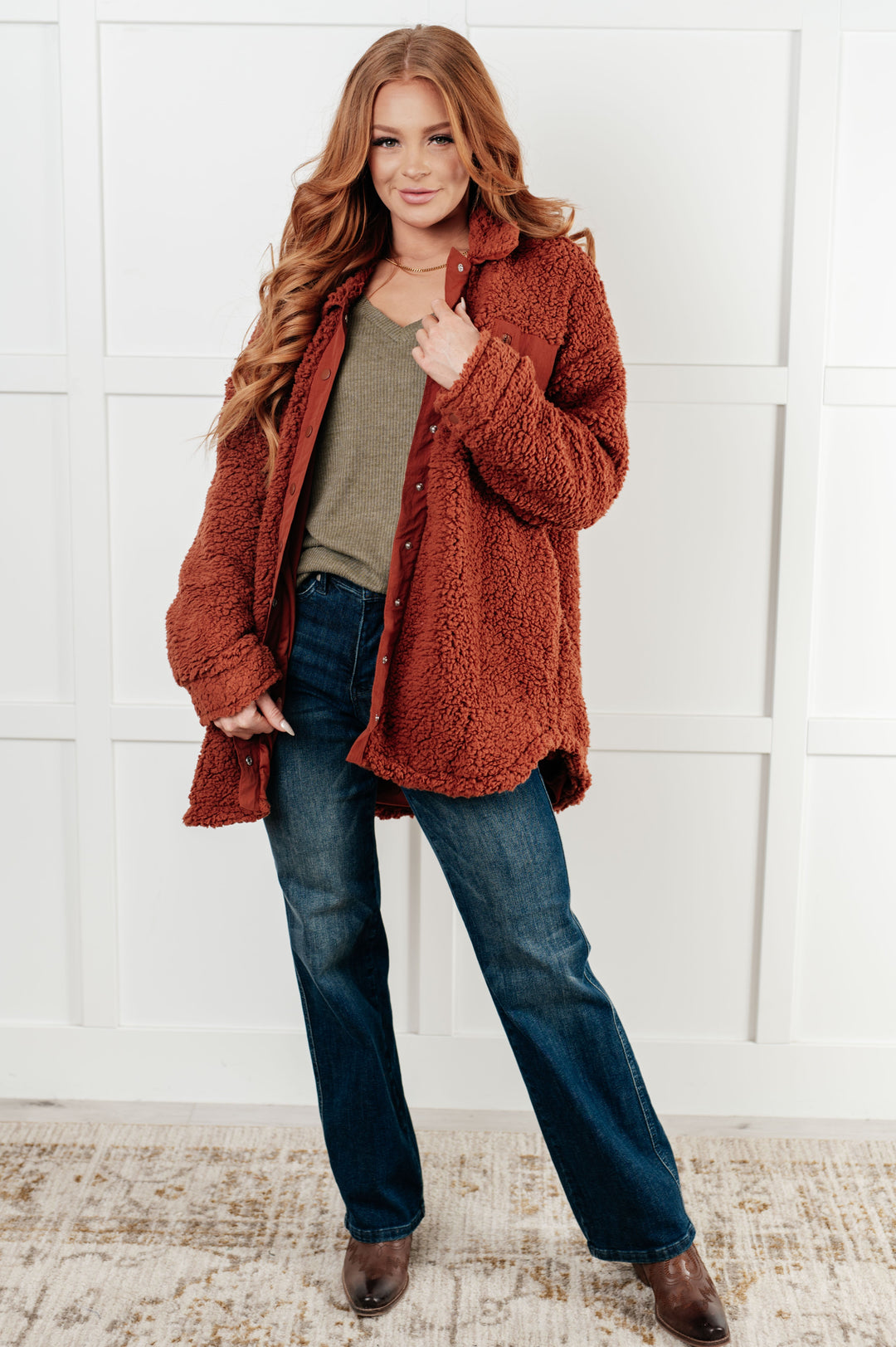 Claudette – Button-Front Oversized Sherpa Jacket for Women