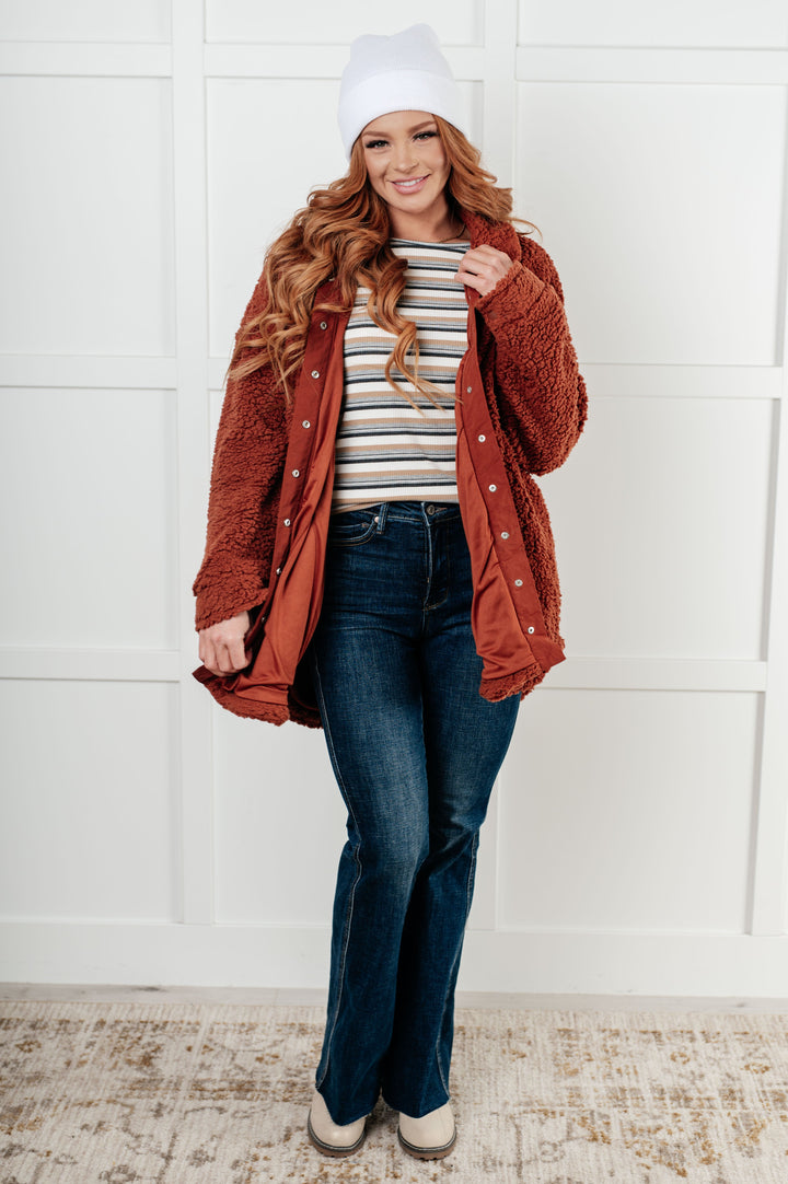 Claudette – Button-Front Oversized Sherpa Jacket for Women