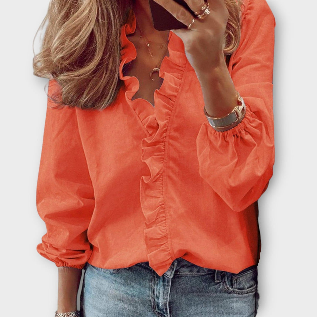 Piper – Flowy Ruffle Blouse with a Chic Summer Look