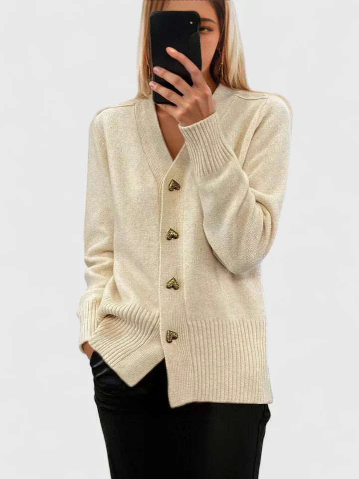 Jayne – V-Neck Cardigan with Heart-Shaped Buttons