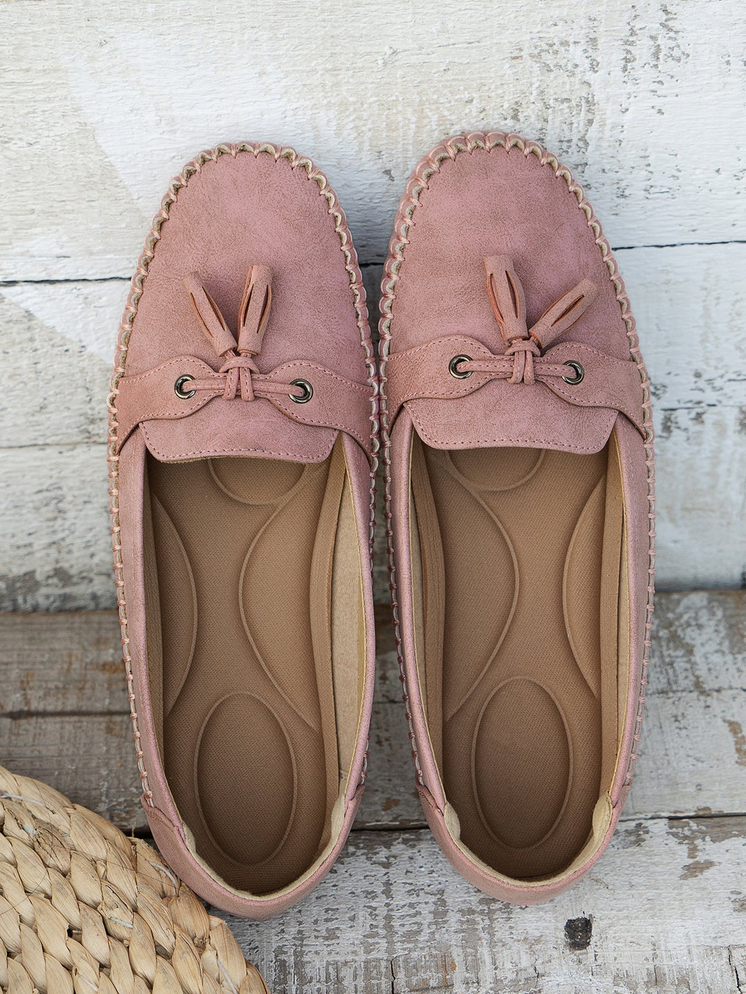 Charlotte – Chic Slip-On Loafers with Bow-Detail Finish