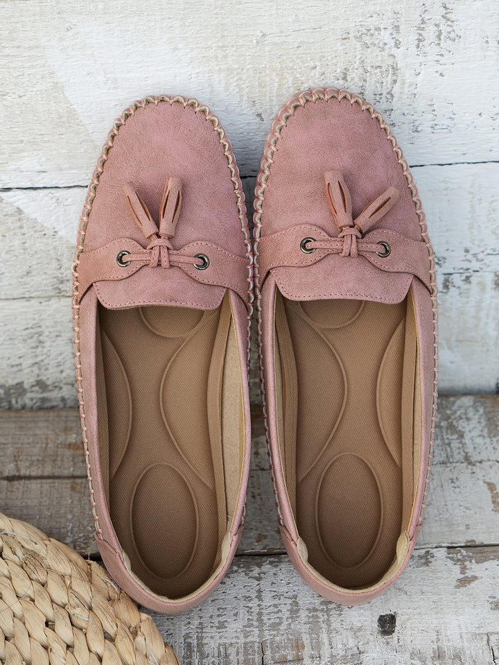 Charlotte – Chic Slip-On Loafers with Bow-Detail Finish