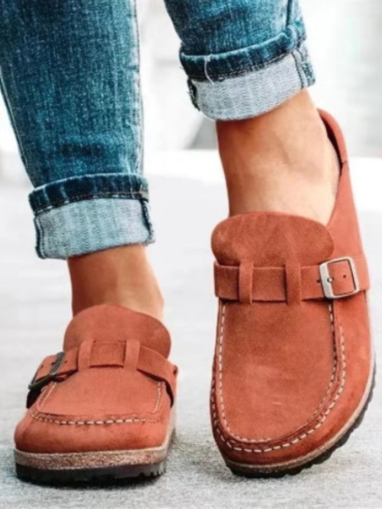 Shirley – Slip-On Clogs for Effortless Everyday Style