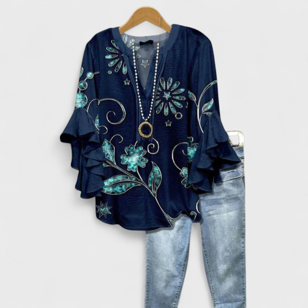 Kelly – Elegant Blouse Top with Short Sleeve Flowy Design