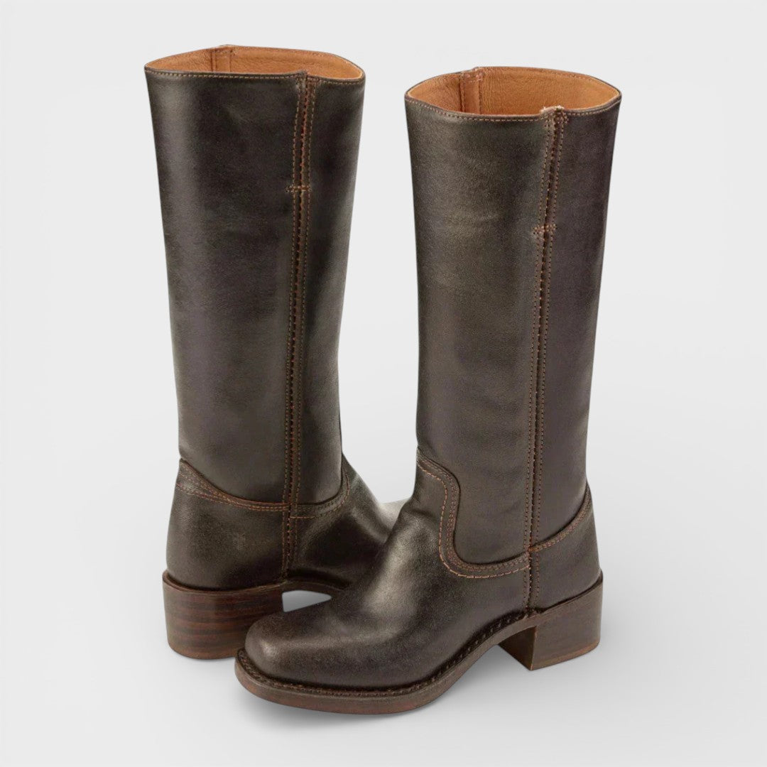 Bottes femme hautes à enfiler, bout rond et talon bloc.
