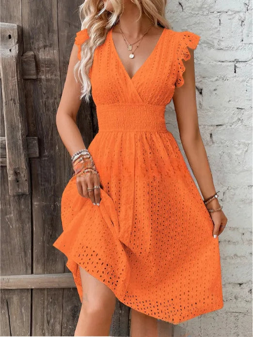 Nancy – Elegant V-Neck Casual Dress with Smocked Waist