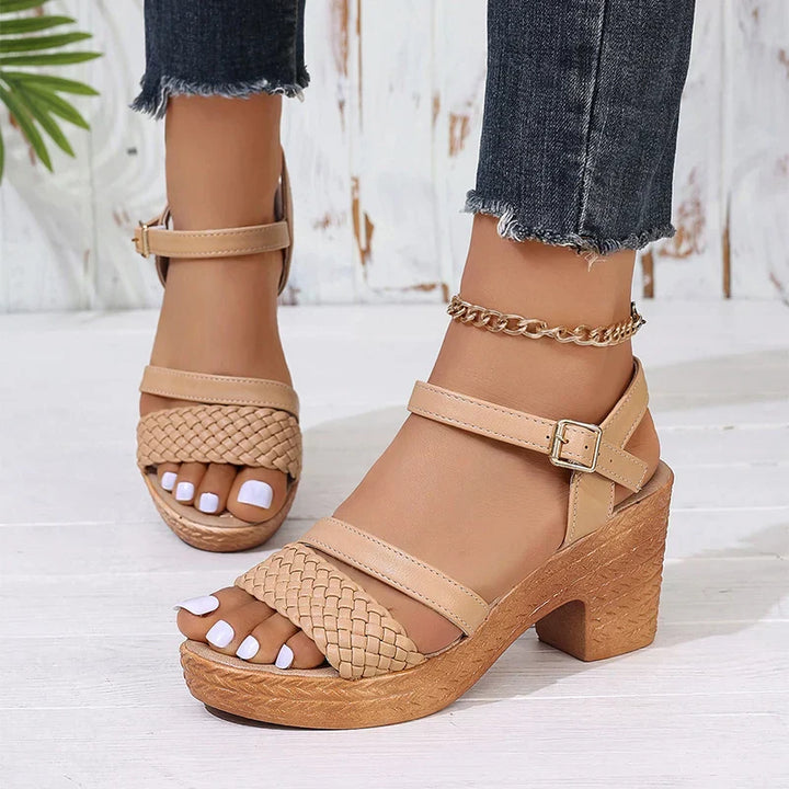 Hannah – Chic Woven Sandals with Platform Sole