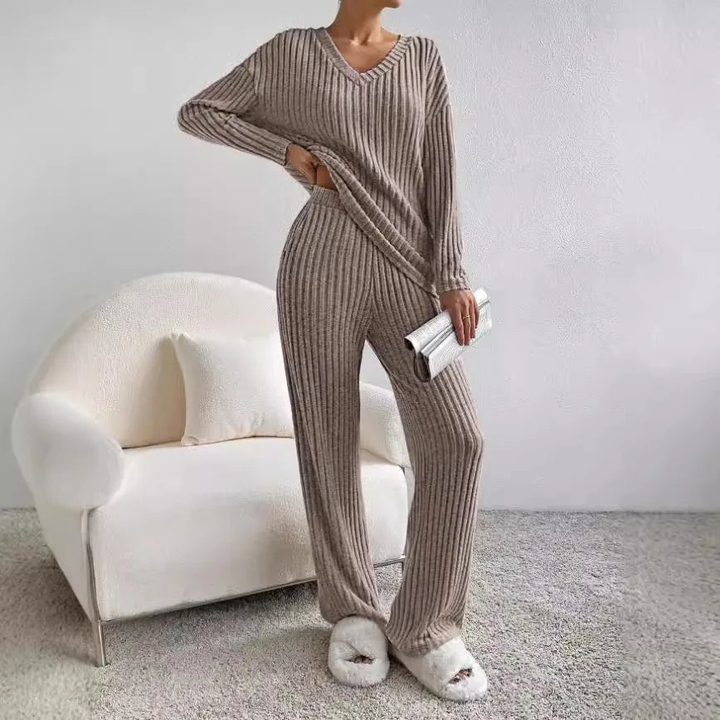 Layla – Ribbed Casual Two Piece Set