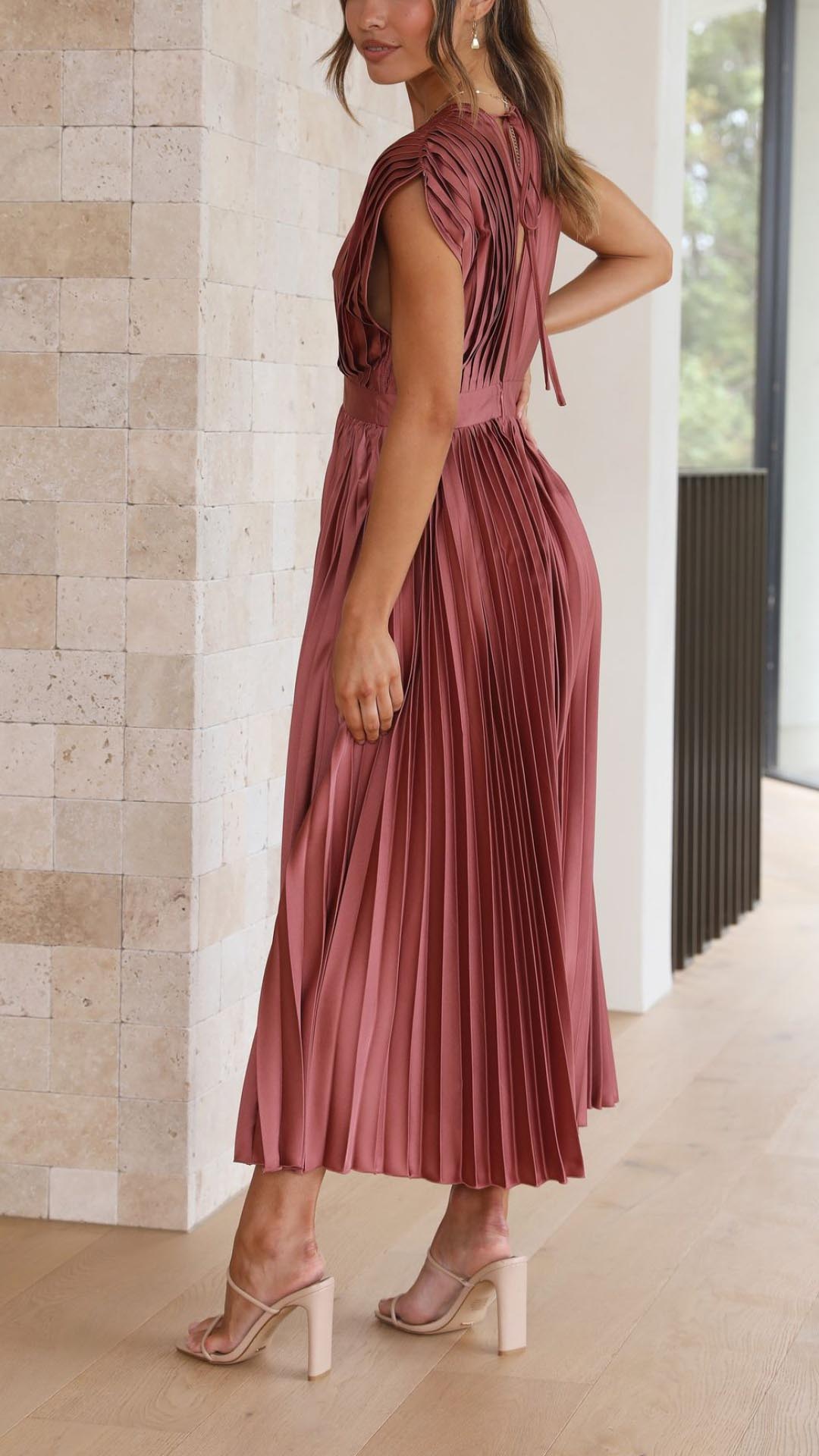 Marguerite | Elegant V-Neck Pleated Maxi Dress