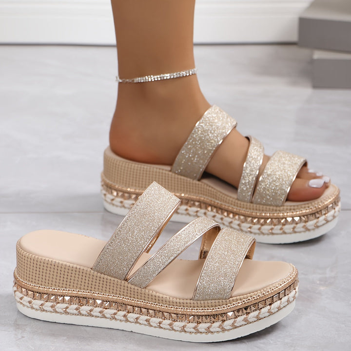 Avery – Elegant Sandals with Metallic Glitter Straps