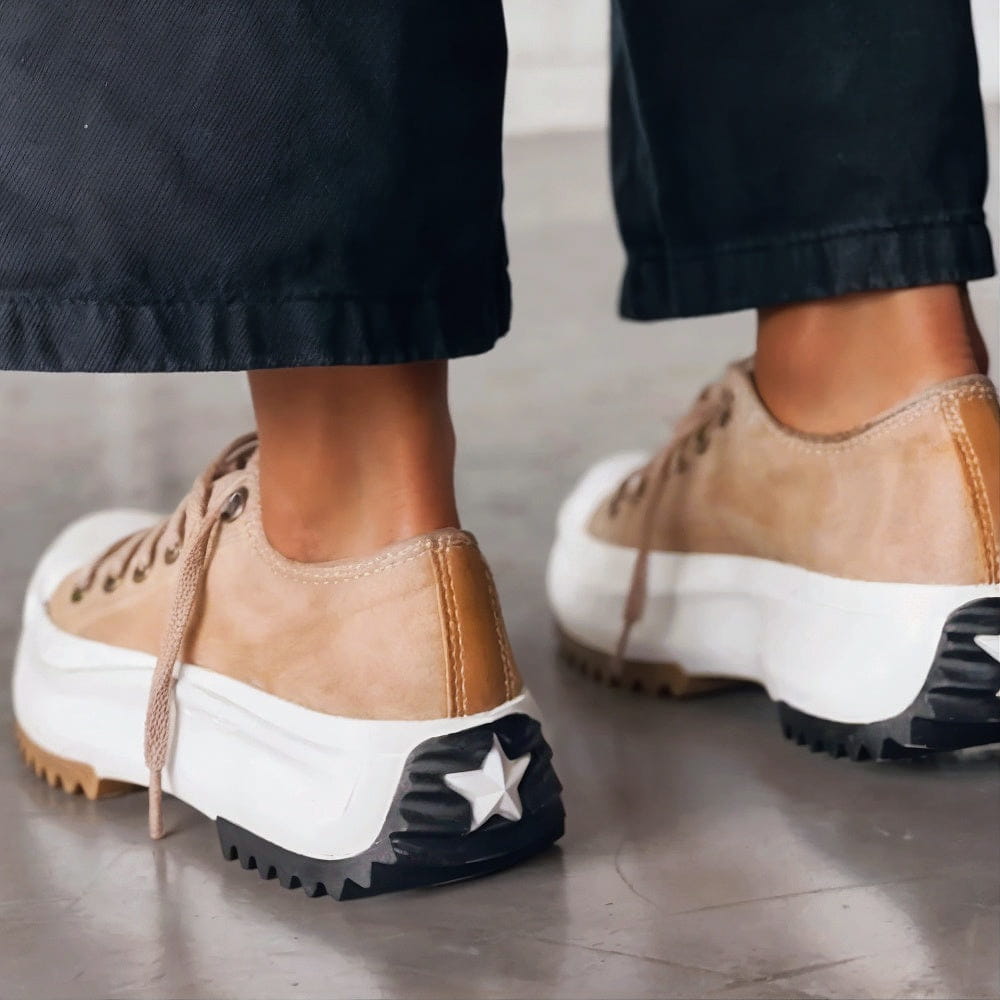 Lillian – Stylish Sneakers with Sculpted Cushioned Footbed