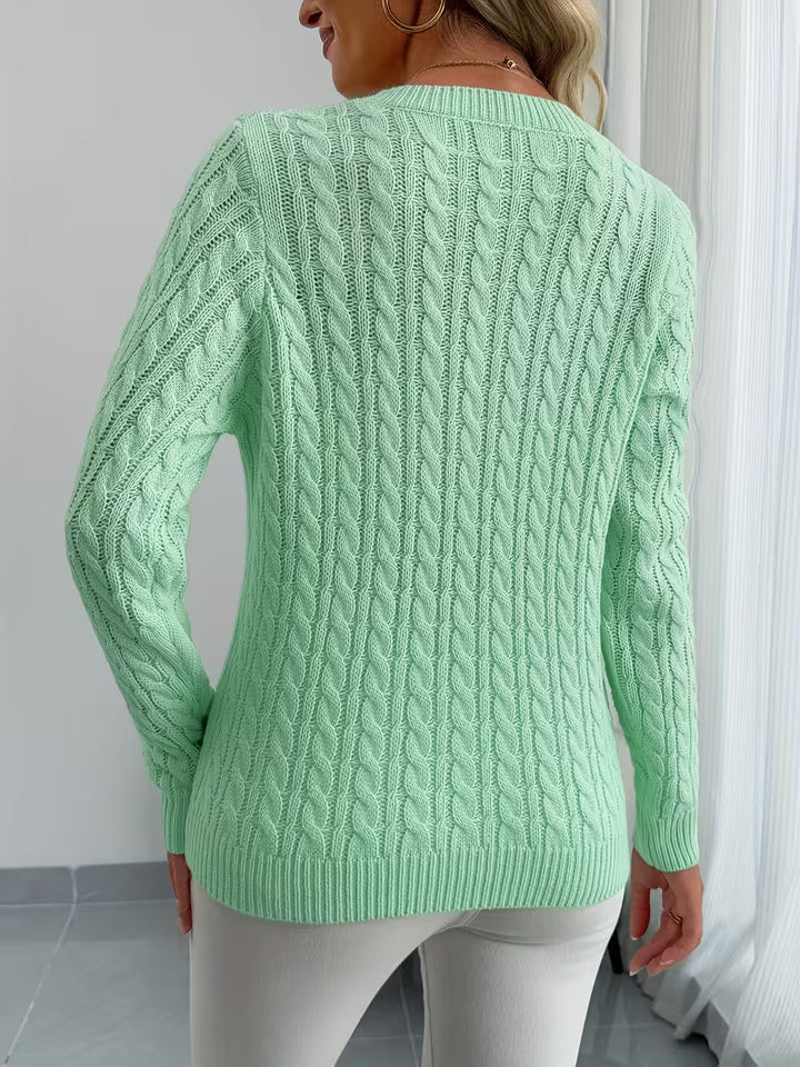 Amaya – Women's Fitted Cable-Stitch V-Neck Sweater