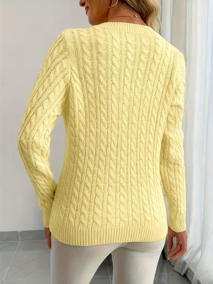 Amaya – Women's Fitted Cable-Stitch V-Neck Sweater