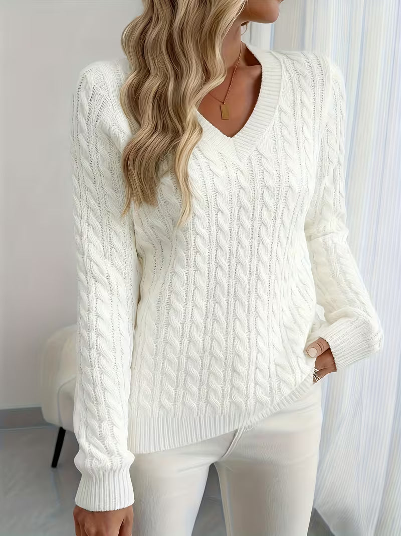 Amaya – Women's Fitted Cable-Stitch V-Neck Sweater