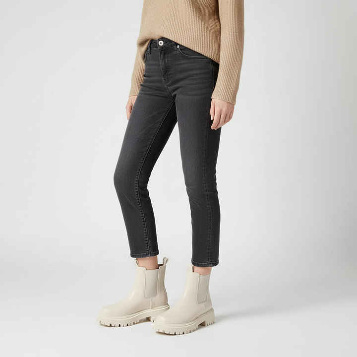 Angie – Women's Chunky Lug Sole Chelsea Boots