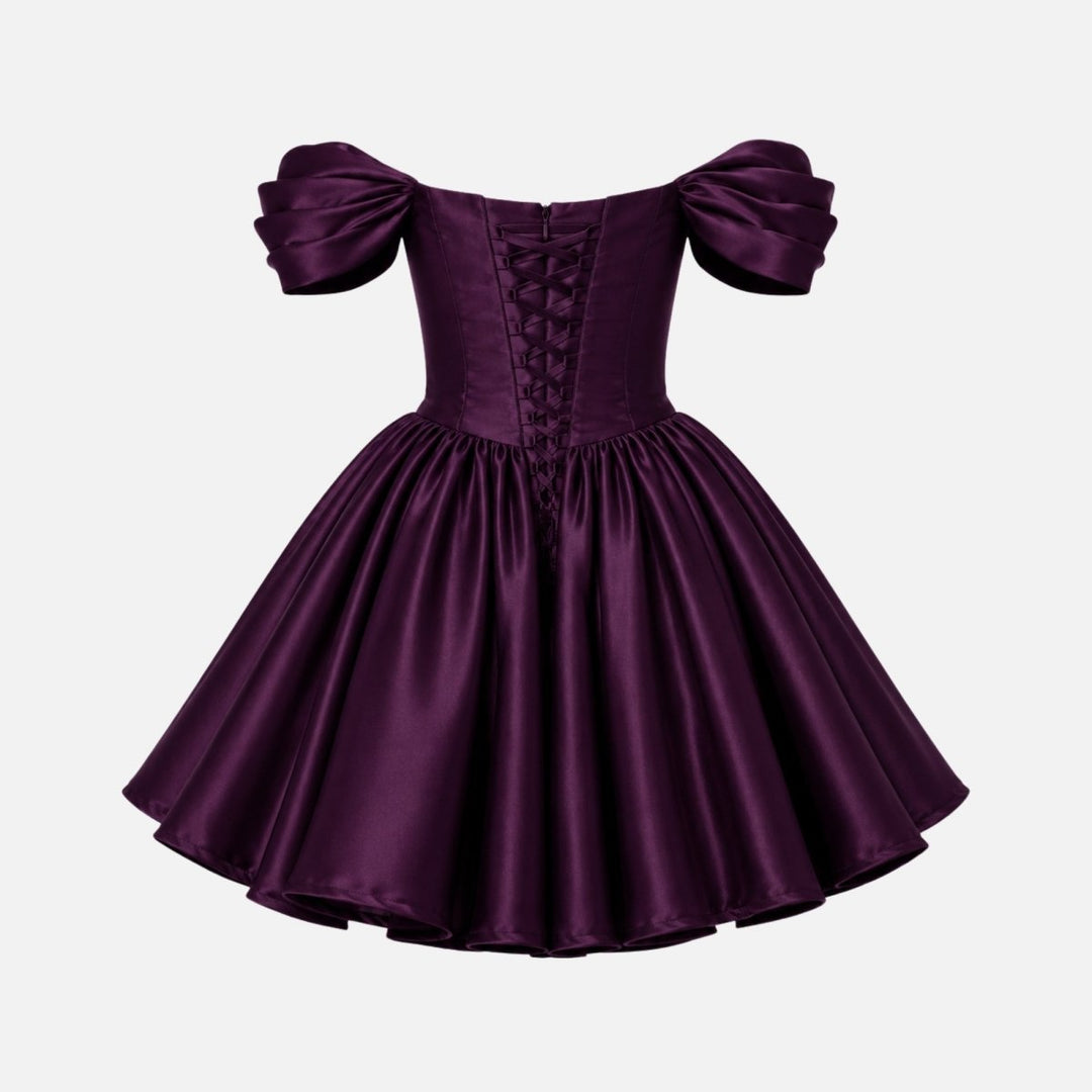 Damen-Minikleid aus Satin mit schulterfreiem Ausschnitt-Mini Dress-Alpenkind