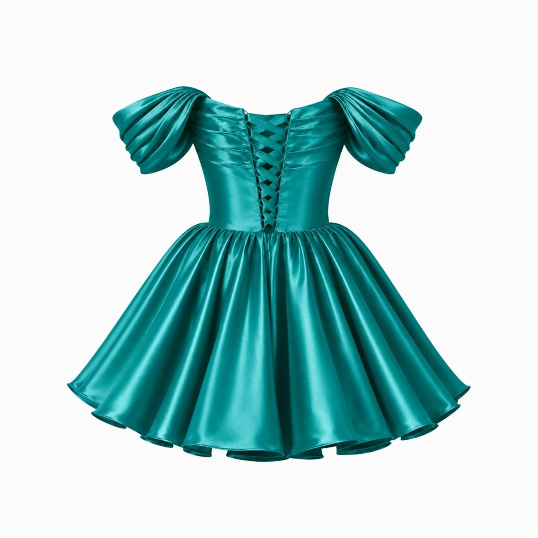 Damen-Minikleid aus Satin mit schulterfreiem Ausschnitt-Mini Dress-Alpenkind