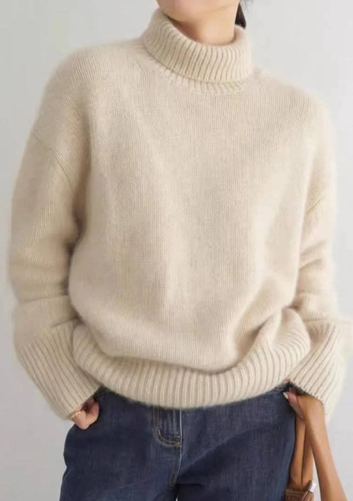 Jana – Oversized Turtleneck Sweater for Winter