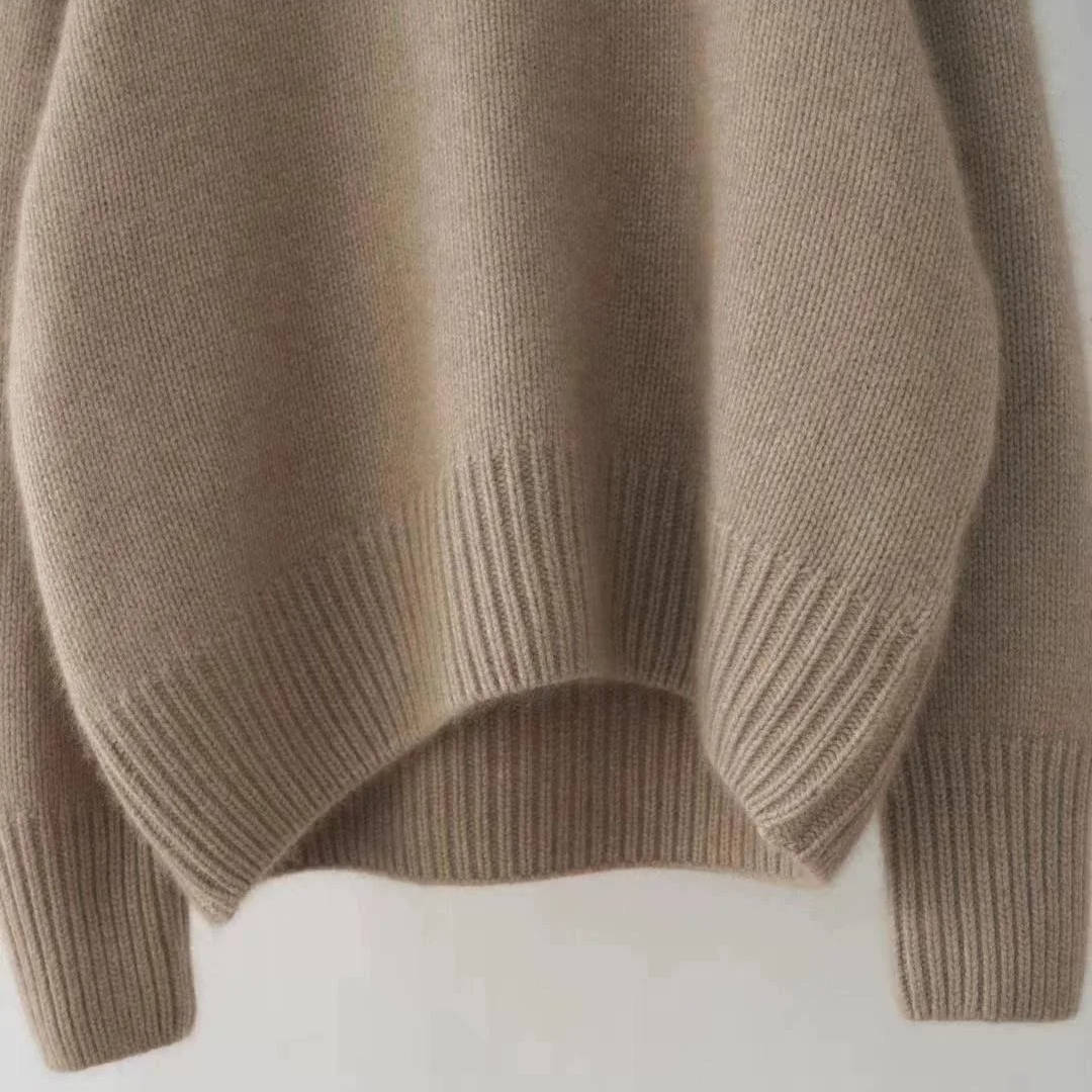 Jana – Oversized Turtleneck Sweater for Winter