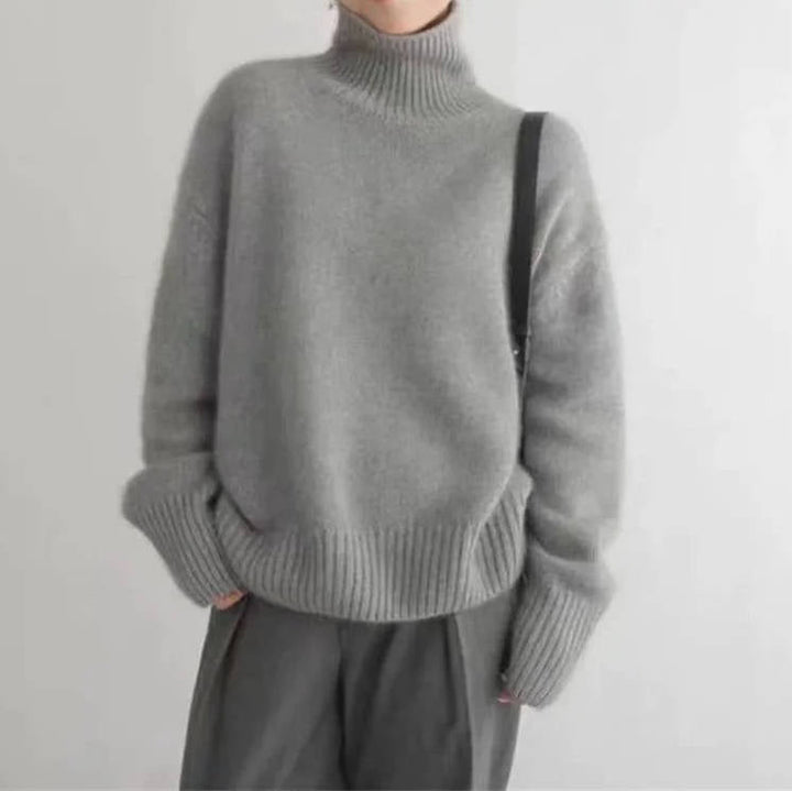 Jana – Oversized Turtleneck Sweater for Winter