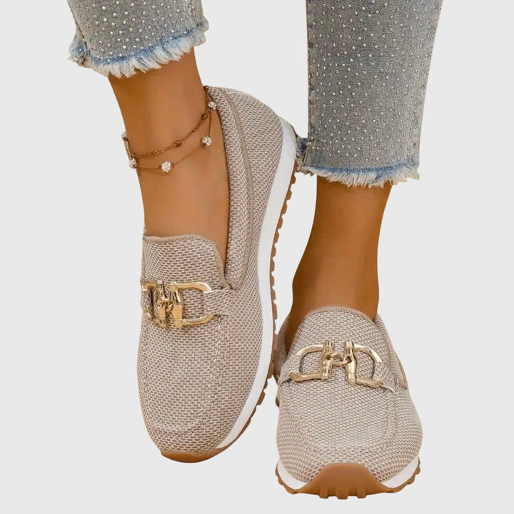 Sloane – Elegant Loafers with Gold Horsebit Detail