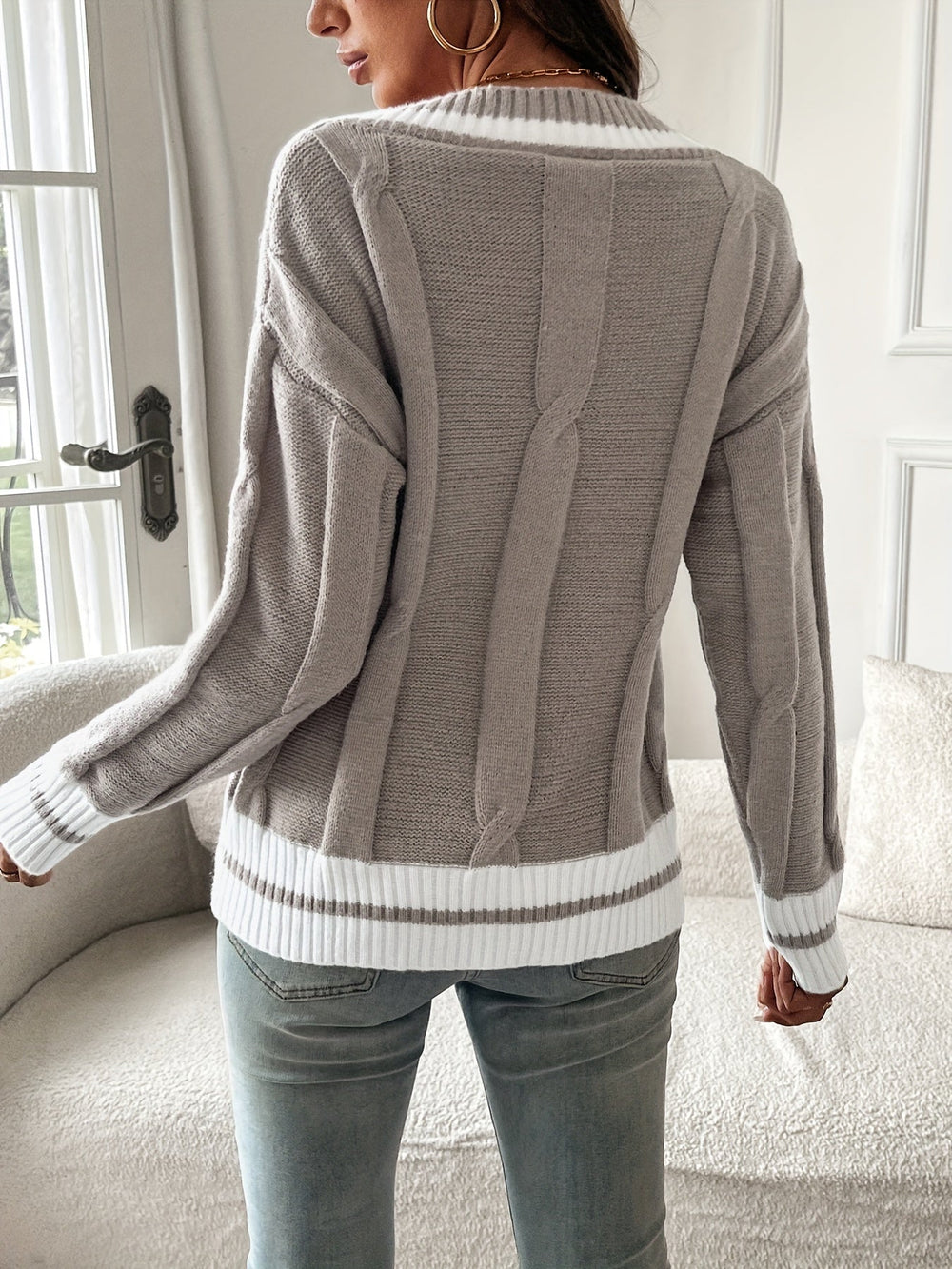 Ferelith – Women's Oversized Varsity V-Neck Sweater