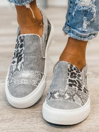 Sienna – Tailored Slip-Ons