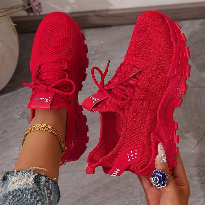 Ruth – Stylish Sneakers with Cushioned Footbed