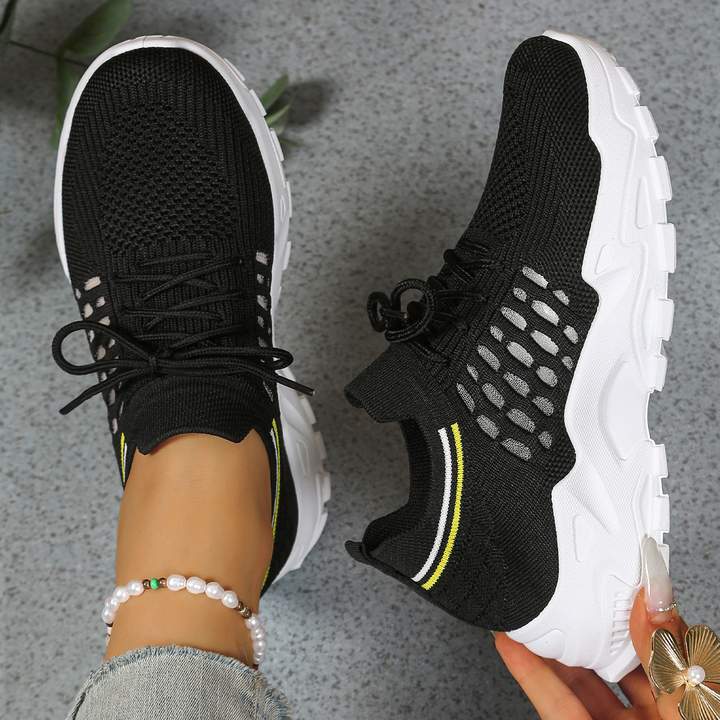 Ruth – Stylish Sneakers with Cushioned Footbed