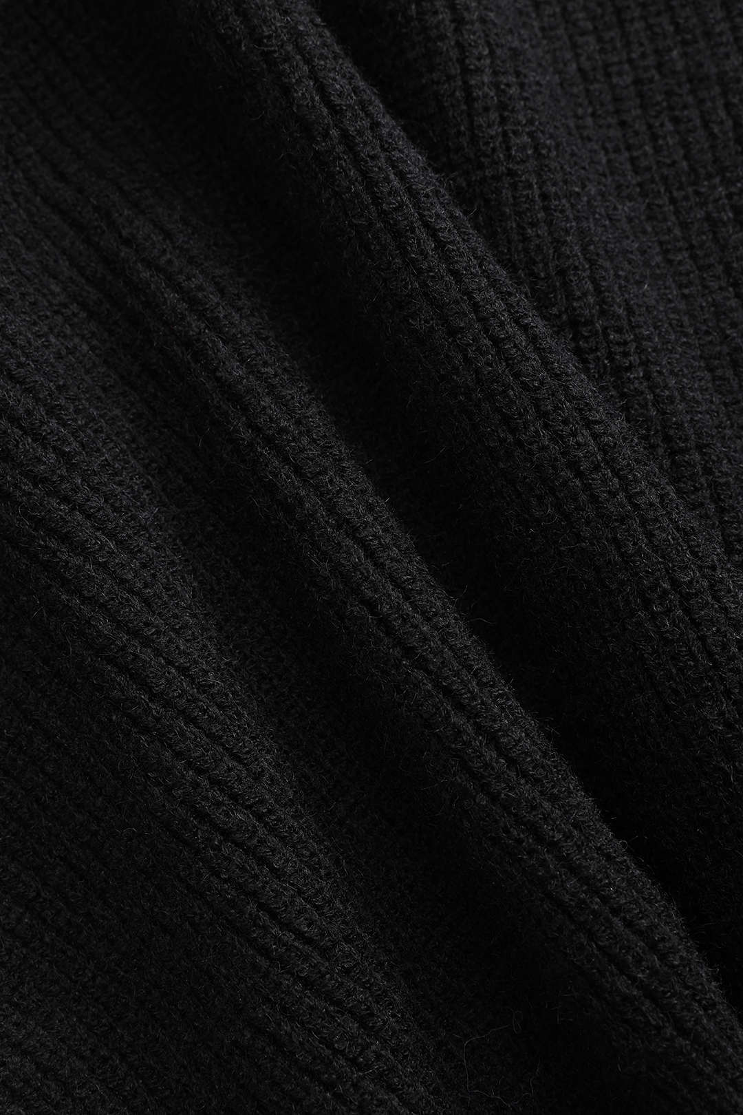 Ines – Women's Oversized Button-Front Cardigan with Denim-Look Pockets