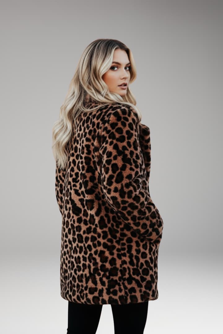 Janie – Women's Leopard Print Faux Fur-Look Coat