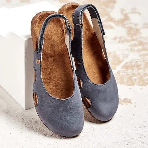 Christina – Elegant Strap Sandals with Cushioned Footbed